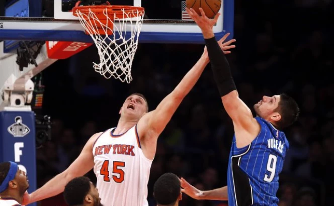 Beta/AP Photo/Jason DeCrow