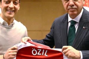 Ozil odlazi kod kuma?