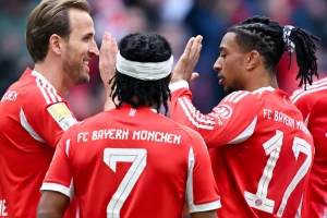 Ne pomaže ni Andrej Ilić, Bajern planeta za sebe! Verderu bodovi u Volfzburgu, prštalo u Kelnu i Hajdenhajmu!