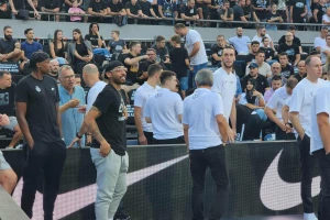 UŽIVO - Partizan bez petorice!