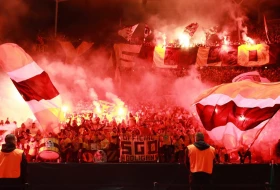 Navijači Dinamo Drezdena prekinuli meč protiv Herte, iz kluba se izvinjavaju: ''Scene koje nanose štetu nemačkom fudbalu u celini!''