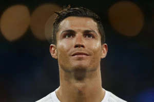 CR7 fura svetleće patike