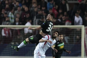 Švajcarac sve bliže "Emirejtsu"