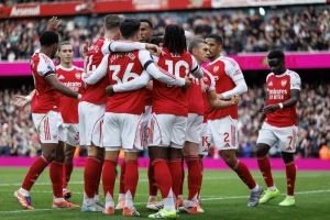 Arsenal rutinski na Artetinom jubileju, konačno laganija pobeda Junajteda