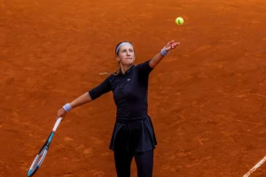 RG - Azarenka eliminisala Kuznjecovu u prvom kolu