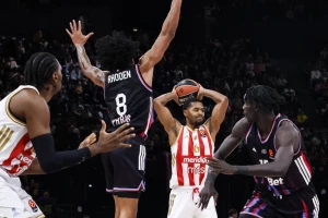 Zvezdo, sad ili nikad