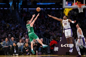 Ni "d" od derbija, šamarčina Lejkersima u klasiku!