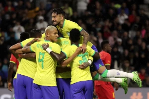 Brazilci plešu i imaju 18 igrača, Kamerunci u problemu pred Katar
