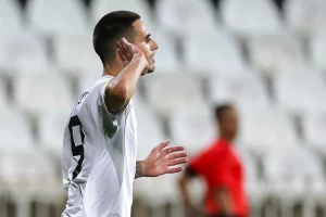 Čuka blindirala Slobodana Tedića, da li je ovo znak za novi milionski transfer?