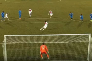 Ludilo na Islandu - Čalhanogluu poništen gol iz penala, Đekereš nastavio da rešeta, novi poraz Crne Gore