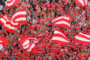 Gledaš Srbija-Engleska i odmah kupiš karte za Zvezdu u Ligi Evrope!