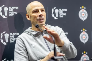 Novi trener Partizana o Parkeru: "Pa, i ostali igraju slabo!"