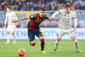 Razigrana Đenova držala čas fudbala, Kaljariju baš ne prija Ligurija