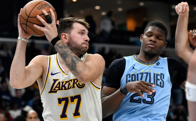 AP Photo/Brandon Dill