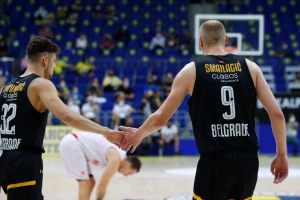 Nestvarne scene, Turci u transu: "Partizan, Partizan!"