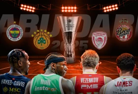 POLUVREME - Ataman već ulazio na teren, stao Fenerov šut, PAO se vratio
