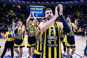 Dobri Simonović i Gudurić - Nemilosrdni Fener prema Bešiktašu, Efes tesno do finala!