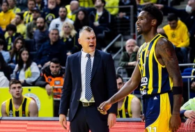 Fener povećava ulog za Hejs-Dejvisa, Kutlaj "pobio" igrača rečima sa Fajnal-fora!