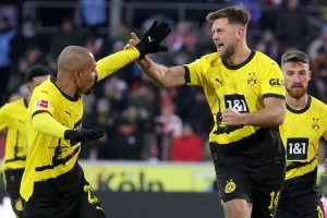 Fulkrig heroj, het-trik za treću vezanu pobedu Dortmunda