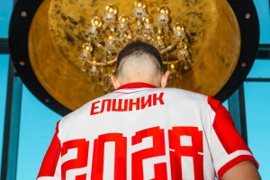 Pravo niotkuda - Potpisao Timi Maks Elšnik!