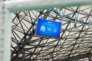 Marsej prihvatio poklone, seo na čelo tabele i sada navija za Lion