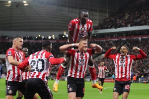 Luda je ekipa ovaj Sanderlend, osetio je to Arsenal! Strašni Brobi kog sanja ceo London!