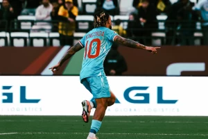 Tvrd je Benin voćka čudnovata, ali Kongo poklonu u zube ne gleda!