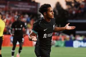 Dva spektakla u Americi - Liverpul rutinirao Junajted, Barsa ima novo čudo