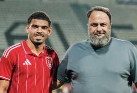 Kad vlasnik lično spreči transfer - Forest besan na Totenhem: "Kako su znali?"