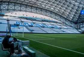 Protest i tišinu na "Velodromu" prekinuo Amin Guiri