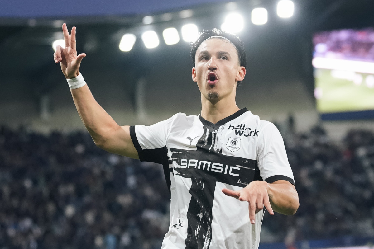 (VIDEO) Esteban Lepol i spektakl u Parizu - Kada ste poslednji put videli het-trik iz penala?