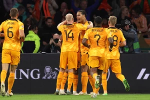 FS Holandije blokirao preko 500 neregularnih karata