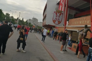 Ko sve ulazi na tribine, hoće li se ostvariti Stanojevićeva pretnja i šta na sve to kaže jedan od redara?