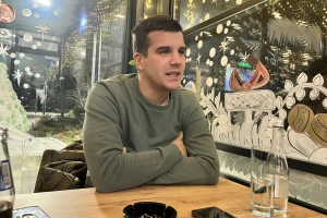 INTERVJU - Fudbalski pustolov Andrija Kaluđerović: Kupanje crevom na Tajlandu, stadion od drveta, Frederik Kanute i za Zvezdu i pod temperaturom!