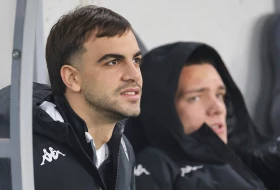 POLUVREME - Jovan Milošević sa klupe gleda bezopasni Partizan, ''traktoristi'' bliži vođstvu!