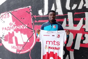 Radnički ređa pojačanja kao na traci, u Niš stiglo krilo Vojvodine i štoper ponikao u Zvezdi!