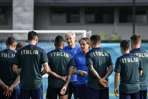 Panika u Italiji, fudbaleri poslati na testiranje