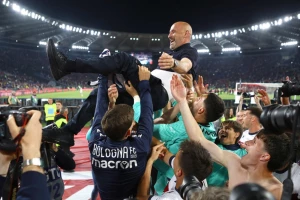 Vinćenco Italijano - Čovek koji je sinoć "skinuo dva prokletstva"