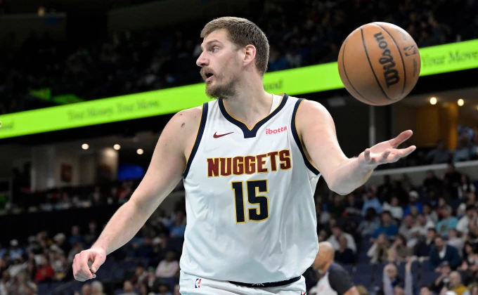 AP Photo/Brandon Dill