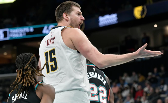 AP Photo/Brandon Dill