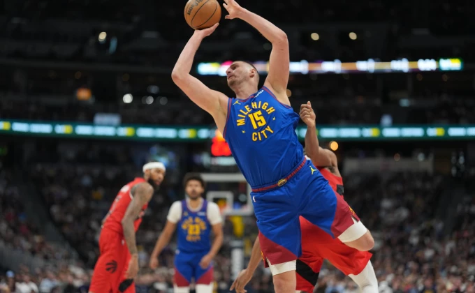 AP Photo/David Zalubowski