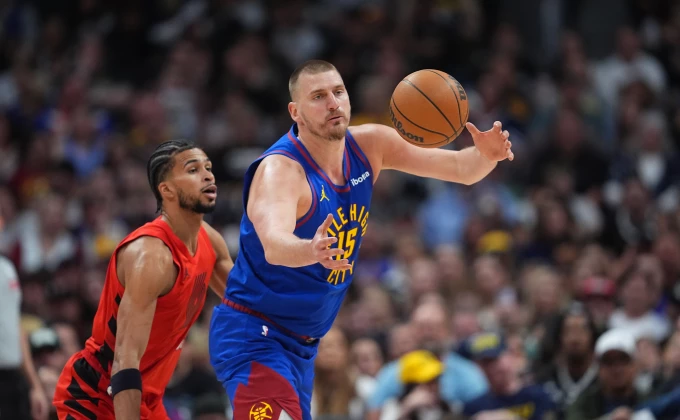 AP Photo/David Zalubowski