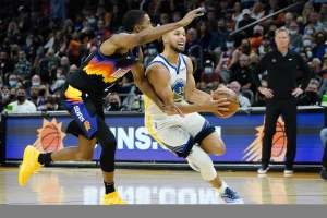 Lebron otišao kući, Kari u derbiju NAJGORE u karijeri!