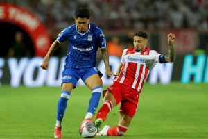 UŽIVO - Šta ovo radi Zvezda? Krunić i Rodrigao u autu za Pafos!