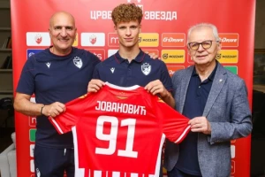 Zvanično - Lazar Jovanović u Zvezdi!