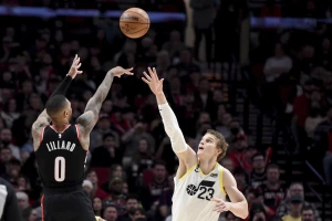 Jokić stao na 40, uz tripl-dabl, Lilard brojao do 71, pa zamalo pao u nesvest!