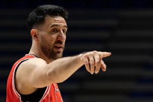 Micić: "Plate su nešto što dolazi sa ciljevima i postignućima, a na terenu smo svi isti"