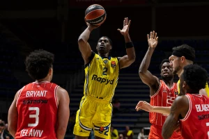 Žoc i Zvezdin trojac gledali pobedu Hapoela u "Pioniru"