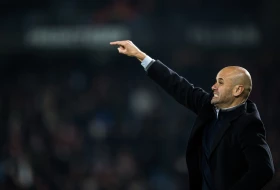 Trener Malmea objasnio zašto je izveo ''bejbi vezni red'' na teren protiv Zvezde