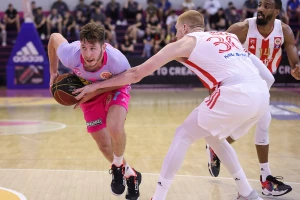 Nestvaran preokret Mege protiv Zvezde  - Šampionu malo +15, gledamo "majstoricu"!